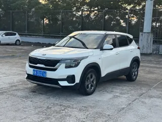 Kia KX3 2020 купить из Китая, цена 1 246 000 ₽ — Suifenhe Auto