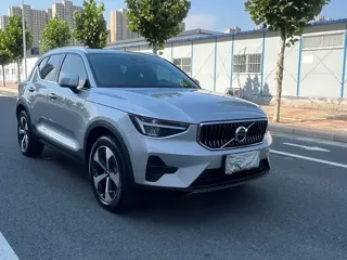 Volvo XC40 2025 купить из Китая, цена 4 422 000 ₽ — Suifenhe Auto