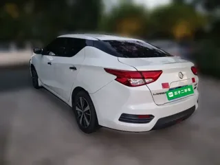 Nissan Lannia 2018 купить из Китая, цена 1 309 000 ₽ — Suifenhe Auto