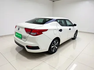 Nissan Lannia 2018 купить из Китая, цена 1 279 000 ₽ — Suifenhe Auto