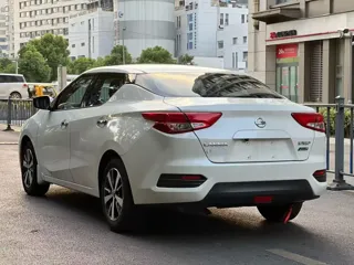 Nissan Lannia 2020 купить из Китая, цена 1 459 000 ₽ — Suifenhe Auto