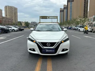 Nissan Lannia 2018 купить из Китая, цена 1 317 000 ₽ — Suifenhe Auto