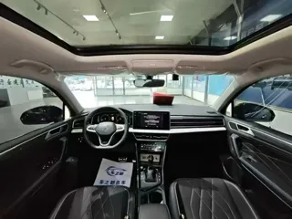 Volkswagen Tiguan 2024 купить из Китая, цена 4 186 000 ₽ — Suifenhe Auto