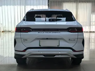 BYD Song 2023 купить из Китая, цена 3 833 000 ₽ — Suifenhe Auto