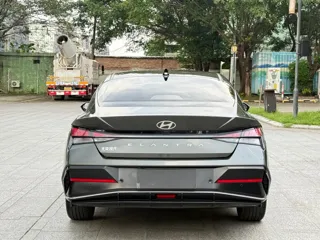 Hyundai Elantra 2024 купить из Китая, цена 1 698 000 ₽ — Suifenhe Auto
