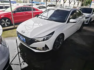Hyundai Elantra 2021 купить из Китая, цена 1 355 000 ₽ — Suifenhe Auto