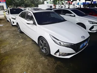 Hyundai Elantra 2021 купить из Китая, цена 1 355 000 ₽ — Suifenhe Auto