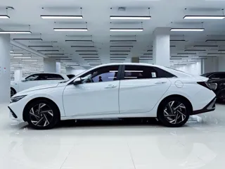 Hyundai Elantra 2024 купить из Китая, цена 1 882 000 ₽ — Suifenhe Auto