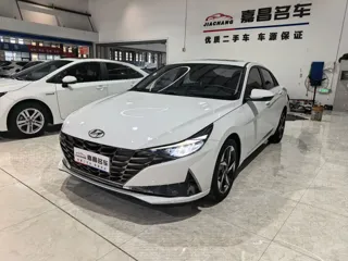 Hyundai Elantra 2023 купить из Китая, цена 1 618 000 ₽ — Suifenhe Auto