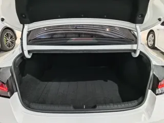 Hyundai Elantra 2023 купить из Китая, цена 1 618 000 ₽ — Suifenhe Auto