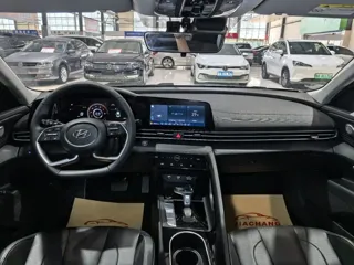Hyundai Elantra 2023 купить из Китая, цена 1 618 000 ₽ — Suifenhe Auto
