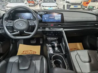 Hyundai Elantra 2023 купить из Китая, цена 1 601 000 ₽ — Suifenhe Auto