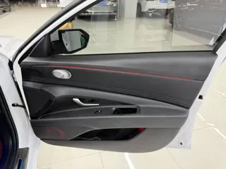 Hyundai Elantra 2025 купить из Китая, цена 1 948 000 ₽ — Suifenhe Auto
