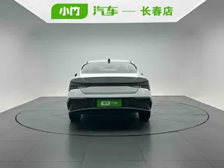 Hyundai Elantra 2023 купить из Китая, цена 1 670 000 ₽ — Suifenhe Auto