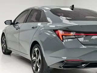 Hyundai Elantra 2023 купить из Китая, цена 1 657 000 ₽ — Suifenhe Auto