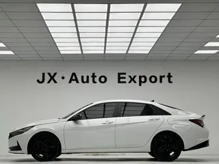 Hyundai Elantra 2023 купить из Китая, цена 1 596 000 ₽ — Suifenhe Auto