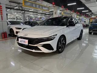 Hyundai Elantra 2023 купить из Китая, цена 1 762 000 ₽ — Suifenhe Auto