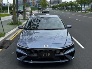 Hyundai Elantra 2023 купить из Китая, цена 1 780 000 ₽ — Suifenhe Auto