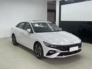 Hyundai Elantra 2025 купить из Китая, цена 1 882 000 ₽ — Suifenhe Auto