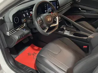 Hyundai Elantra 2023 купить из Китая, цена 1 862 000 ₽ — Suifenhe Auto