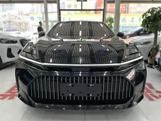 Toyota Crown 2025 купить из Китая, цена 8 863 000 ₽ — Suifenhe Auto