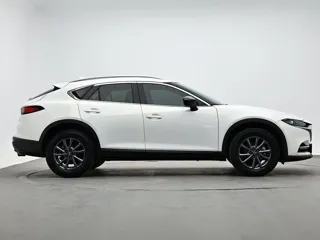 Mazda CX-4 2023 купить из Китая, цена 2 155 000 ₽ — Suifenhe Auto