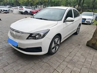 Dongfeng Aeolus E70 2022