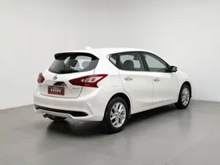 Nissan Tiida 2020 купить из Китая, цена 1 459 000 ₽ — Suifenhe Auto