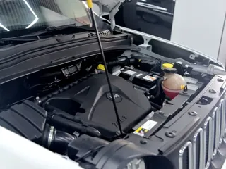 Jeep Renegade 2019 купить из Китая, цена 1 223 000 ₽ — Suifenhe Auto