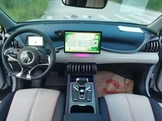 BYD Yuan 2022 купить из Китая, цена 2 962 000 ₽ — Suifenhe Auto