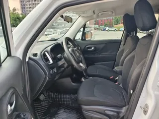 Jeep Renegade 2019 купить из Китая, цена 1 223 000 ₽ — Suifenhe Auto