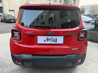 Jeep Renegade 2018 купить из Китая, цена 1 132 000 ₽ — Suifenhe Auto