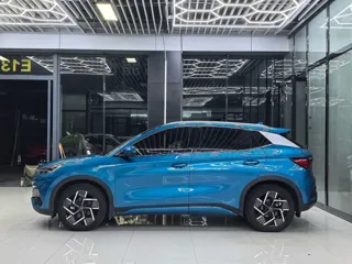 BYD Yuan 2022 купить из Китая, цена 3 346 000 ₽ — Suifenhe Auto