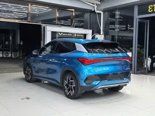 BYD Yuan 2022 купить из Китая, цена 3 346 000 ₽ — Suifenhe Auto