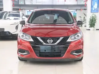 Nissan Tiida 2020 купить из Китая, цена 1 511 000 ₽ — Suifenhe Auto