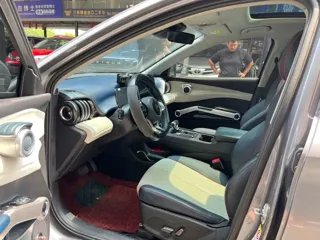 BYD Yuan 2023 купить из Китая, цена 3 364 000 ₽ — Suifenhe Auto