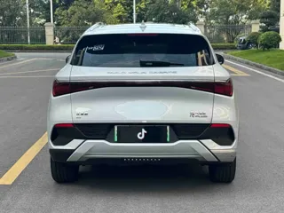 BYD Yuan 2022 купить из Китая, цена 3 346 000 ₽ — Suifenhe Auto