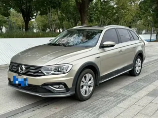 Volkswagen C-TREK 2018