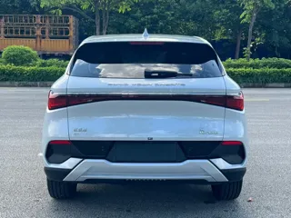BYD Yuan 2023 купить из Китая, цена 3 419 000 ₽ — Suifenhe Auto