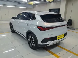 BYD Yuan 2023 купить из Китая, цена 3 557 000 ₽ — Suifenhe Auto