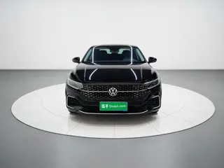 Volkswagen Passat 2024 купить из Китая, цена 3 504 000 ₽ — Suifenhe Auto
