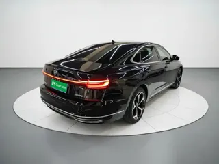 Volkswagen Passat 2024 купить из Китая, цена 3 504 000 ₽ — Suifenhe Auto