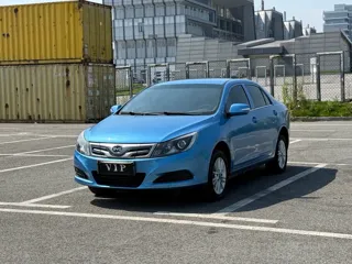 BYD e5 2022 купить из Китая, цена 2 634 000 ₽ — Suifenhe Auto