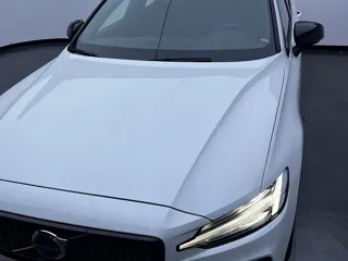 Volvo S60 2024 купить из Китая, цена 4 459 000 ₽ — Suifenhe Auto