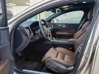 Volvo S60 2025 купить из Китая, цена 4 230 000 ₽ — Suifenhe Auto