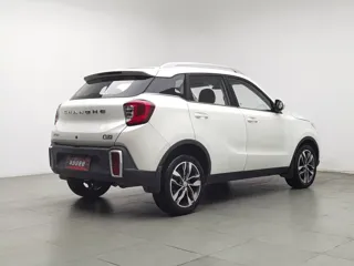 BAIC Changhe Q35 2018 купить из Китая, цена 921 000 ₽ — Suifenhe Auto