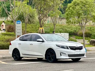 Kia KX7 2018 купить из Китая, цена 1 273 000 ₽ — Suifenhe Auto