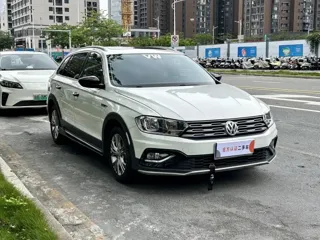 Volkswagen C-TREK 2018 купить из Китая, цена 1 219 000 ₽ — Suifenhe Auto