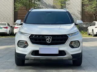 Baojun 510 2020 купить из Китая, цена 1 116 000 ₽ — Suifenhe Auto