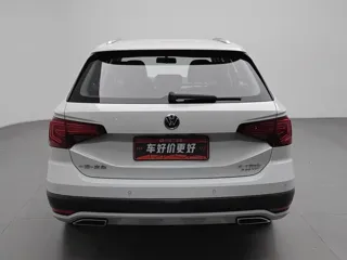 Volkswagen C-TREK 2019 купить из Китая, цена 1 385 000 ₽ — Suifenhe Auto